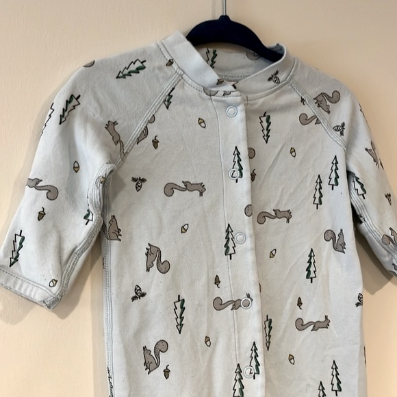 HANNA ANDERSSON Infant 0-3mo Squirrel Organic Full Slap One Piece Footie Sleeper - Picture 2 of 7